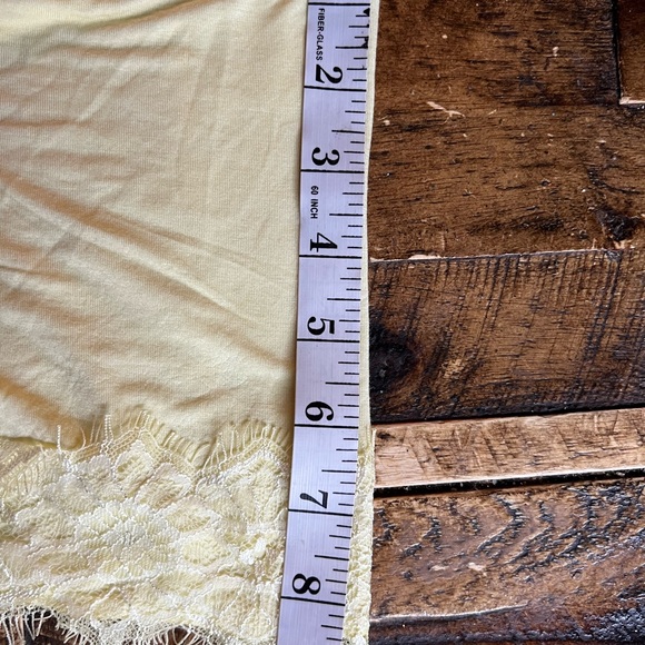 POL Yellow Lace Trim Blouse - Picture 6 of 9